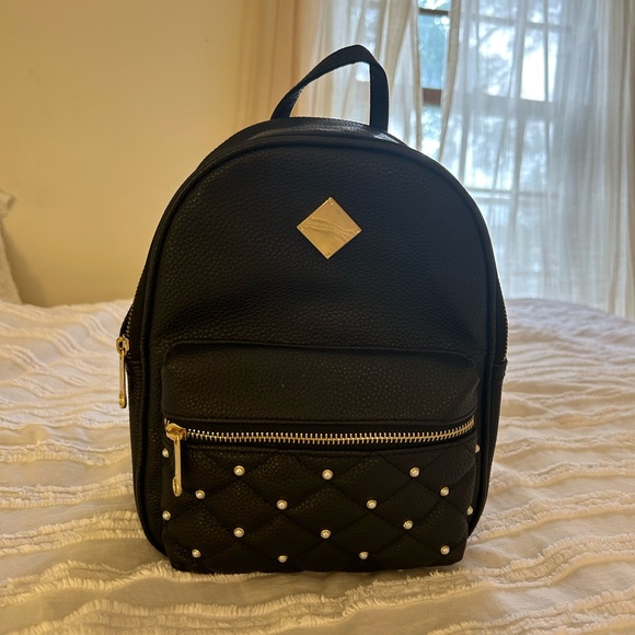Claire’s Faux Leather Gold Pearl Studded Black Backpack - Picture 1 of 7
